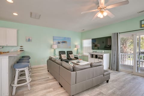 Walk to Ocean & Pier: Surfside Beach House w/ Pool House in Surfside Beach
