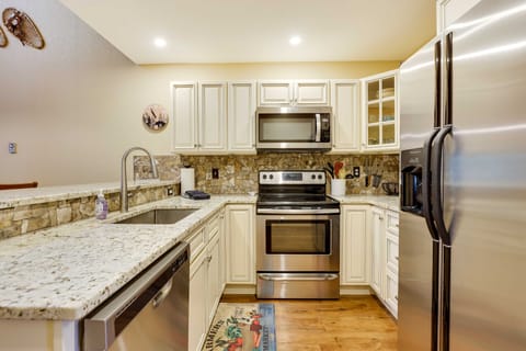 Winter Park Condo w/ Sleeping Loft - Near Main St Apartment in Fraser