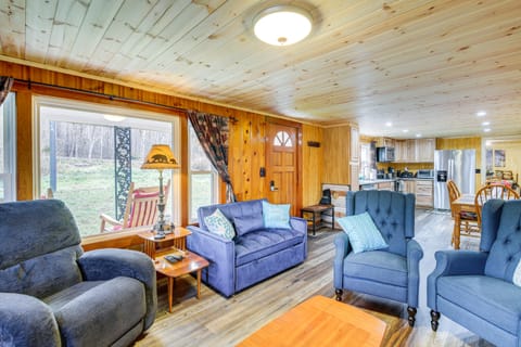 Furnished Deck: Rustic Cabin in Cosby! House in Great Smoky Mountains