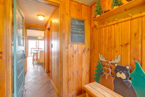 Kalkaska Retreat: Private Hot Tub, Dock, Fireplace House in Michigan