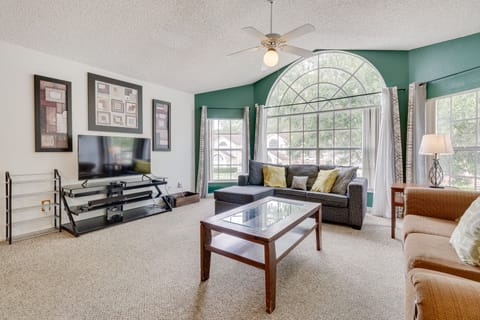 6 Mi to Disney: Family-Friendly Condo in Kissimmee Apartment in Kissimmee