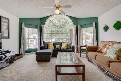 6 Mi to Disney: Family-Friendly Condo in Kissimmee Apartment in Kissimmee