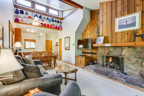 Updated Winter Park Condo w/ Indoor Heated Pool! Apartment in Fraser