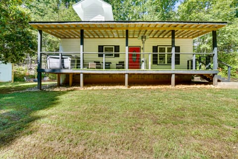 Sevierville Family Home w/ Hot Tub! House in Sevier County