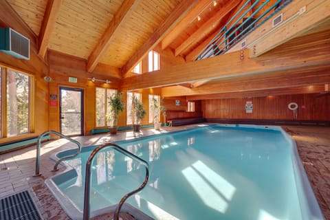 Cozy Condo w/ Balcony & Mtn Views in Silverthorne Apartment in Wildernest