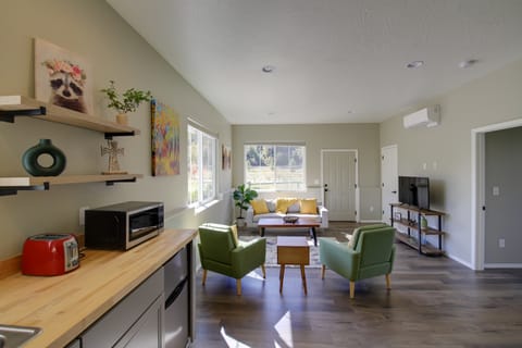 Pet-Friendly Stevensville Home w/ Mountain Views! House in Idaho