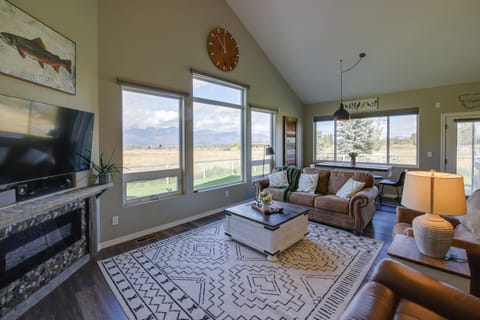 Pet-Friendly Stevensville Home w/ Mountain Views! House in Idaho