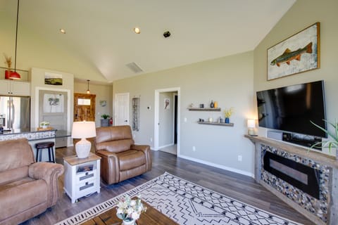 Pet-Friendly Stevensville Home w/ Mountain Views! House in Idaho