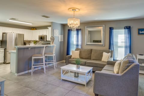 Private Pool: Family Home in Southern Dunes House in Haines City