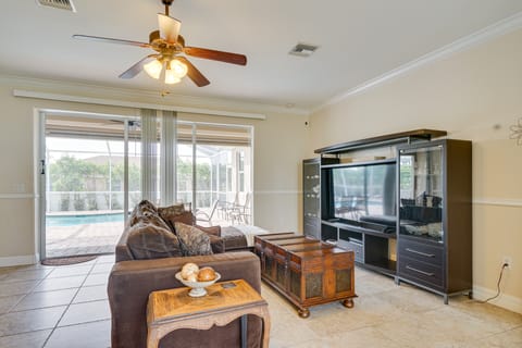 Lanai + Pool: Family-Friendly Home in Cape Coral House in Cape Coral