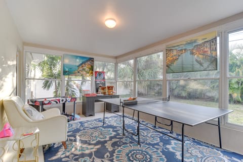 Largo House w/ Backyard Oasis & Proximity to Beach House in Indian Rocks Beach