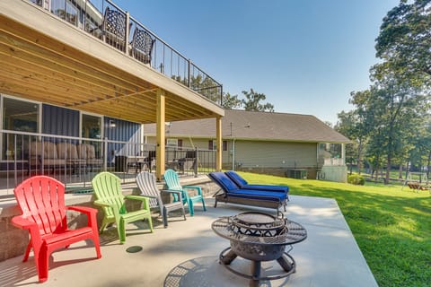 Waterfront Gilbertsville Retreat on Kentucky Lake! House in Lake Barkley