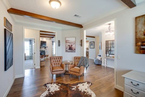 Crossville Home w/ Deck: Near Lake Tansi & Trails! House in Tennessee