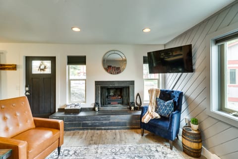 Whitefish Condo w/ Pool Access + Close to Hiking! Apartment in Whitefish