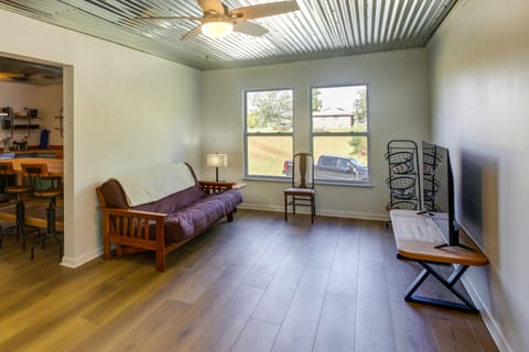 Rustic Whitwell Home w/ Grill, Near State Parks! House in Tennessee