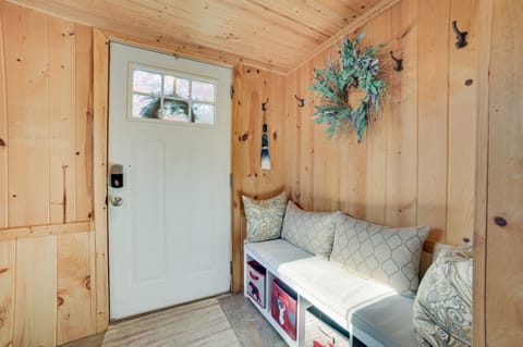 Lakefront Kalkaska Cottage w/ Fire Pit! Cottage in Michigan