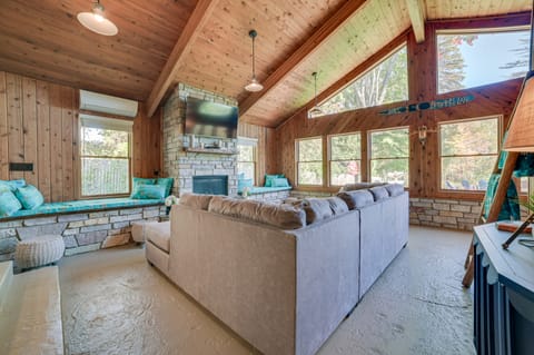 Lakefront Kalkaska Cottage w/ Fire Pit! Cottage in Michigan