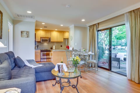 Serene Napa Retreat w/ Pool Access & Patio! Apartment in Napa Valley