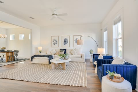 Florida Home - Grill & Pool Table, Walk to Beach House in Miramar Beach