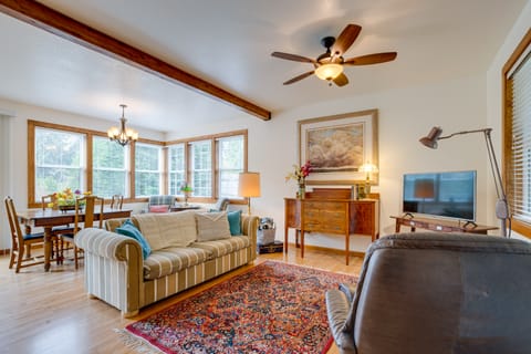 Historic District Home - Walk to Willapa Bay! House in Washington