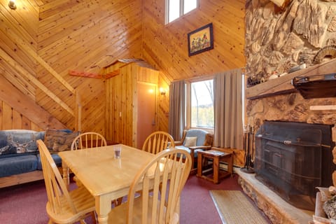 Outdoor Lover's Paradise: Slopeside Cabin! House in Wisconsin
