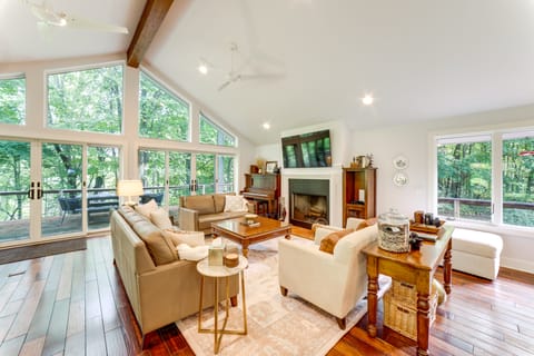 Riverwood: South Haven Retreat on 10 Acres House in Michigan