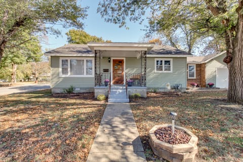 Missouri Escape w/ Furnished Patio, Near Downtown! House in Ozark Mountains