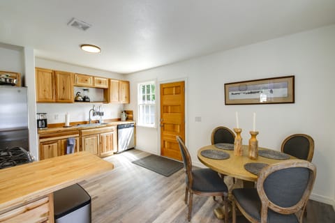 Charming Hamilton Hideaway: Half-Mi to Main St! House in Hamilton