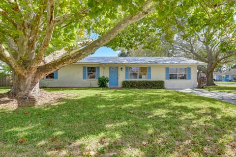 3 Mi to Riverwalk: Pet-Friendly Home w/ Yard! House in Palmetto
