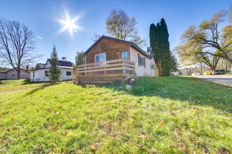 Chic Harrison Home: Walk to Wilson State Park! House in Harrison