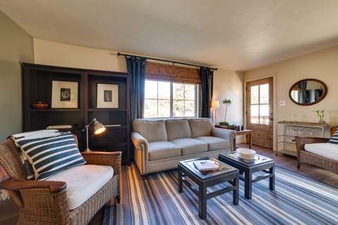 Chic Harrison Home: Walk to Wilson State Park! House in Harrison