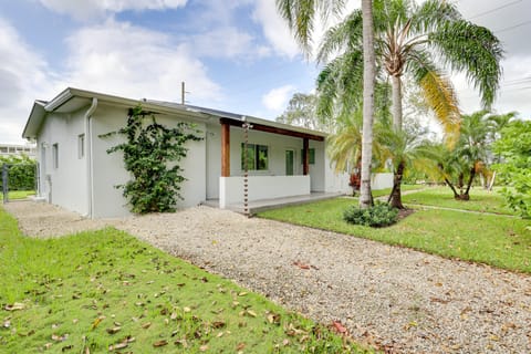 Spacious + Serene Miami Home: Walk to Metrorail! House in South Miami
