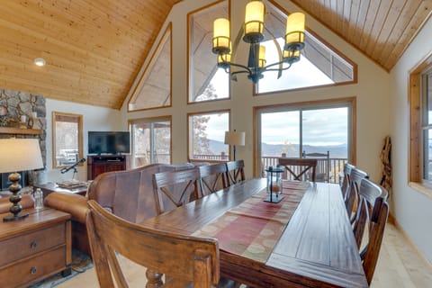 Spacious Murphy Retreat w/ Decks & Game Room! House in Tennessee