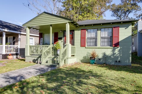 Savannah Home w/ Yard ~ 3 Mi to Downtown! House in Savannah