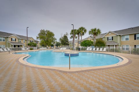 PCB Condo w/ Pool Access: 1 Mi to Beach! Apartment in Panama City Beach