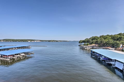 Boat Slip + Pool Access: Osage Beach Retreat Apartment in Osage Beach