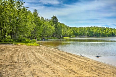 Fire Pit: Arrowhead Lake Vacation Rental! House in Coolbaugh Township