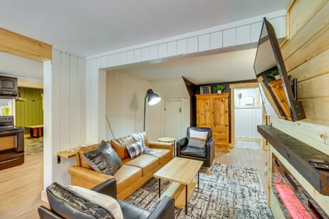 Avery Creek Cabins: Hike, Bike, Fish + More! House in Idaho