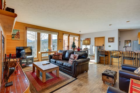 Heated Pool Access + Near Skiing: Colorado Retreat Apartment in Wildernest