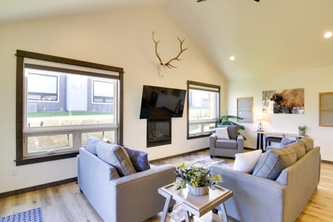 Pet-Friendly Bozeman Home ~ 7 Mi to Downtown! House in Idaho