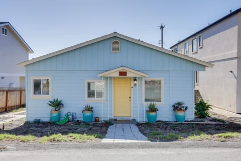 Pet-Friendly Cayucos Home: Walk to Public Beach! House in Cayucos