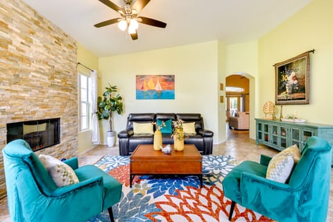 Private Pool & Patio: Desert Hot Springs Retreat House in Desert Hot Springs