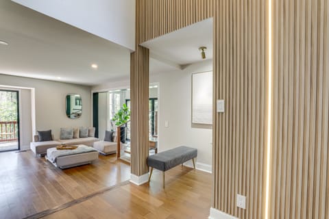 Mid-Century Modern Luxe Retreat w/ Hot Tub & Decks House in Sandy Springs