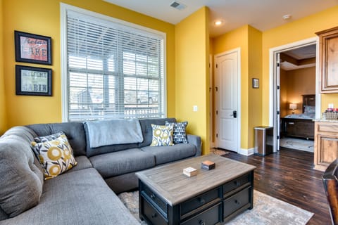 Near Silver Dollar City! Condo w/ Indoor Pool Apartment in Indian Point