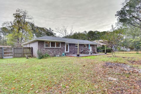 North Charleston Escape ~ 15 Mi to Dtwn Charleston House in Goose Creek