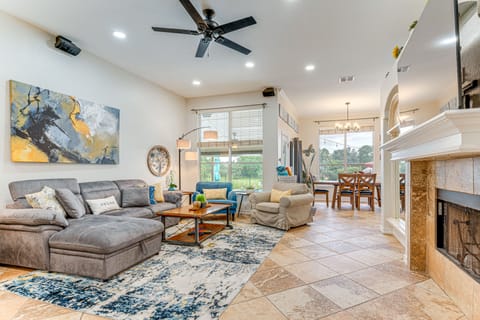 Pool, Hot Tub & BBQ: Family Home in Round Rock House in Round Rock