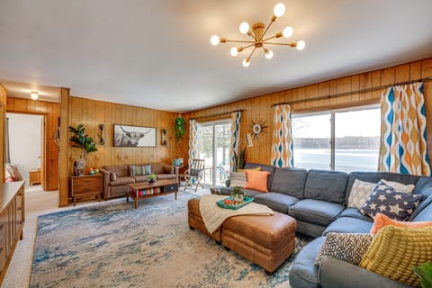 Bitely Cottage Rental: Fire Pit & Beach! Cottage in Michigan