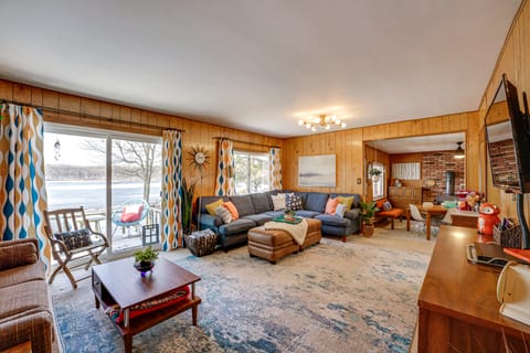 Bitely Cottage Rental: Fire Pit & Beach! Cottage in Michigan