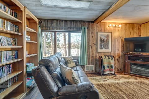 Lakefront Townsend Cabin w/ Fire Pit & Dock! House in Wisconsin