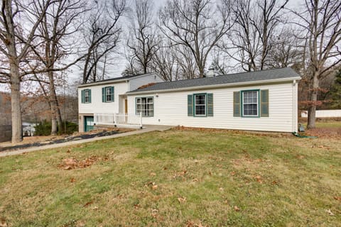 Charming State College Home - 4 Mi to PSU! House in Allegheny River
